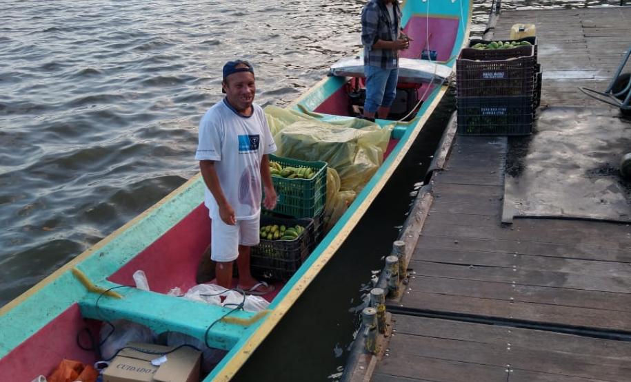 Agricultores familiares levam alimentos às ilhas do Paraná