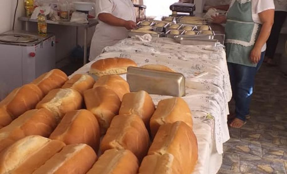 Agricultores familiares levam alimentos às ilhas do Paraná