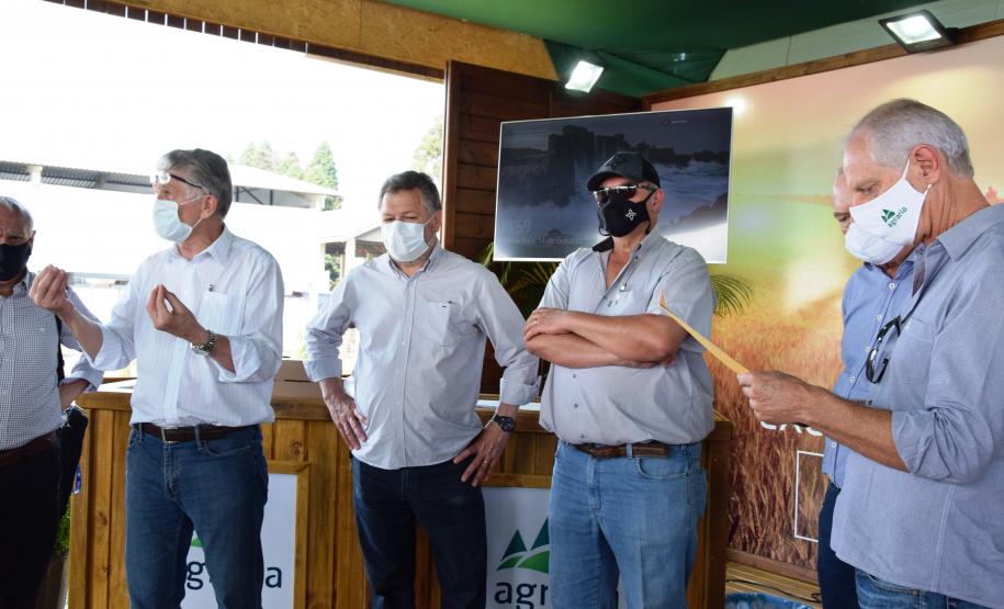 Secretário estadual da Agricultura visita WinterShow em Guarapuava