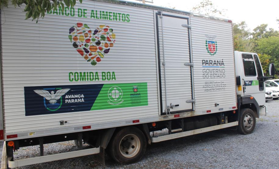 Servidores e parceiros do Sistema de Agricultura doam 11 toneladas de alimentos