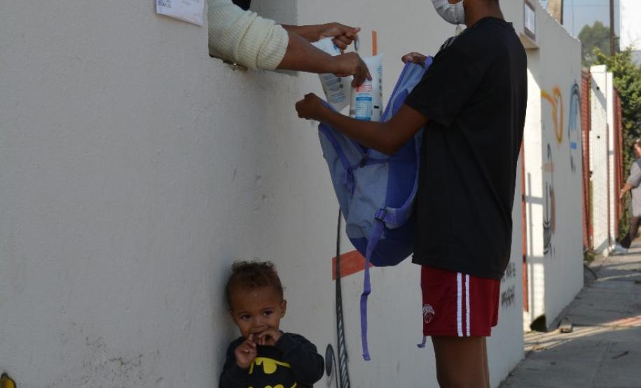 Programa de distribuição de leite do Paraná completa 18 anos no combate à desnutrição infantil