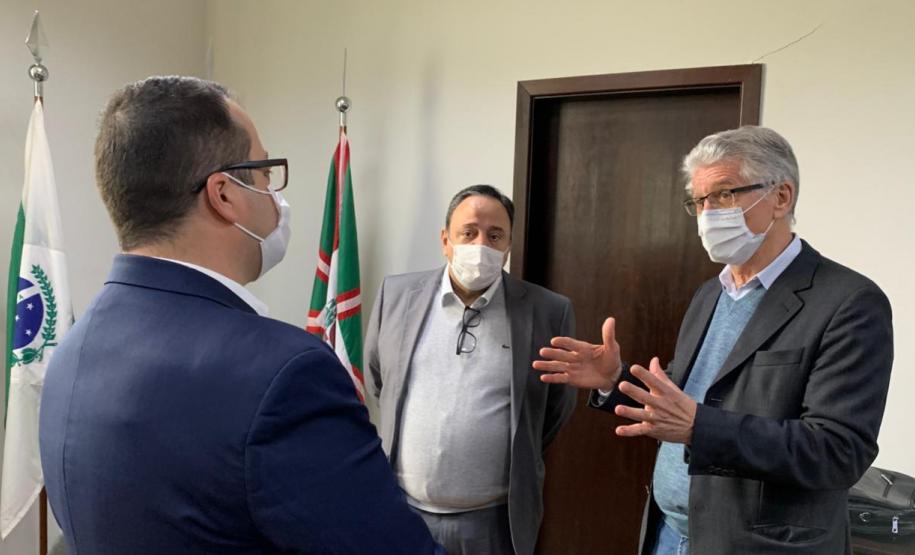 Lapa recebe caminhão para melhorar trafegabilidade de estradas rurais