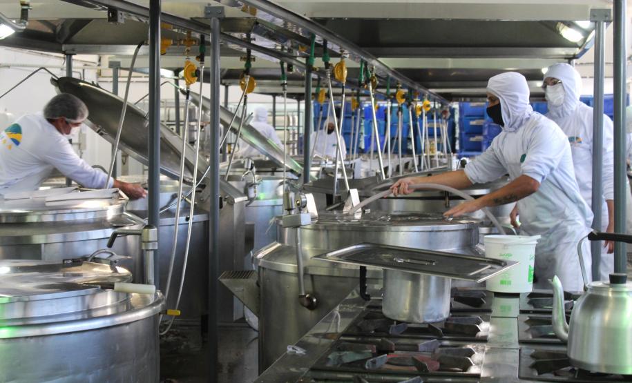 Estado entrega reforma da Cozinha Social em Toledo e reforça apoio à segurança alimentar