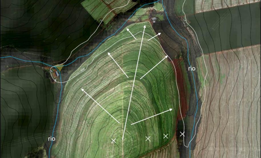 Encosta convexa-divergente com representação de divergência de fluxos hídricos.