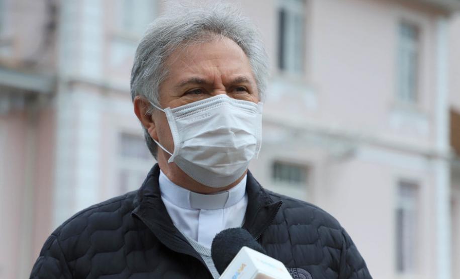 Governo do Estado faz primeira entrega de alimentos do Compra Direta em Curitiba