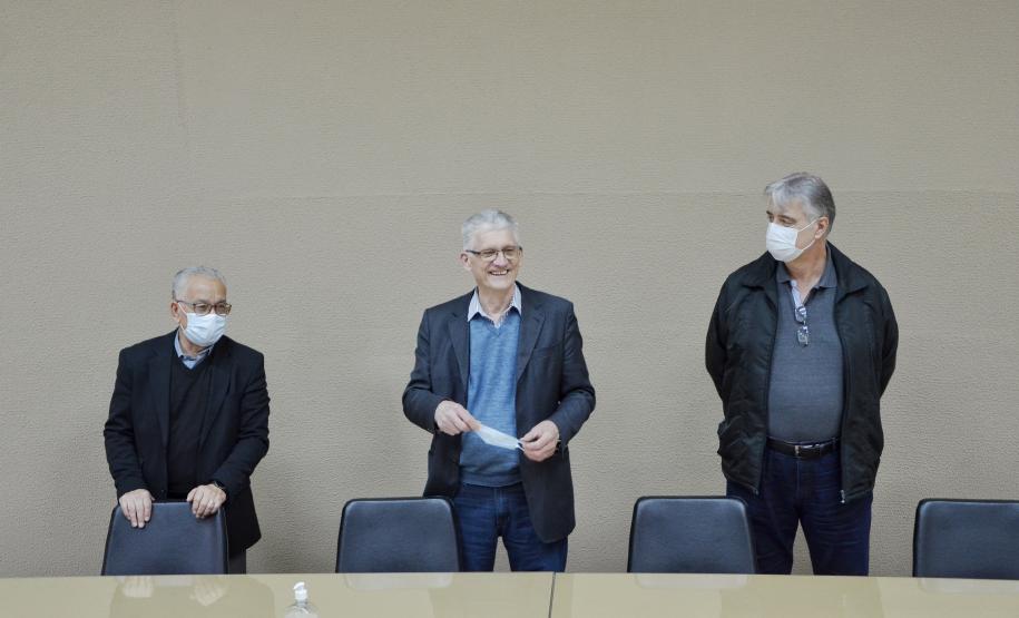 Secretário recepciona novos residentes técnicos da Seab