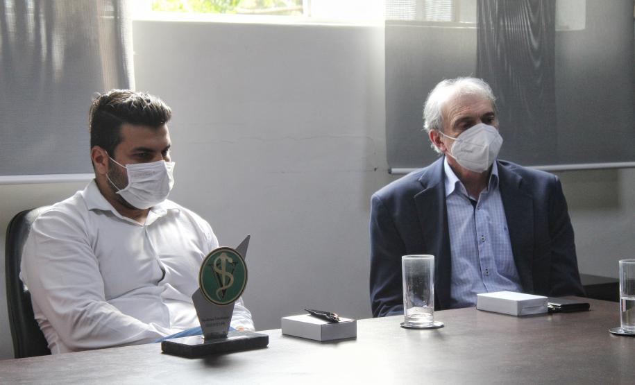 Seab e Adapar recebem "Prêmio Saúde Animal" pelos serviços prestados no Paraná