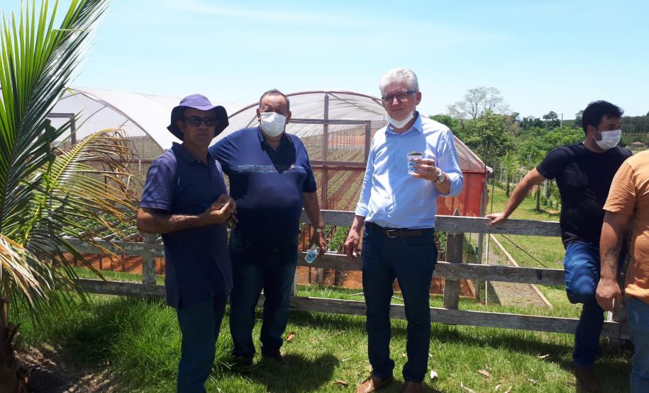 Norte Pioneiro recebe benfeitorias e equipamentos agrícolas