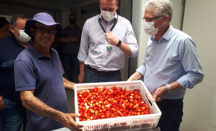 Norte Pioneiro recebe benfeitorias e equipamentos agrícolas