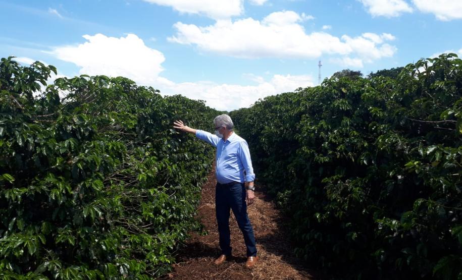 Norte Pioneiro recebe benfeitorias e equipamentos agrícolas