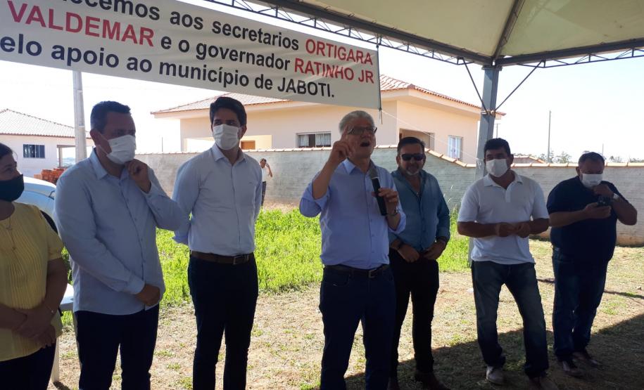 Norte Pioneiro recebe benfeitorias e equipamentos agrícolas
