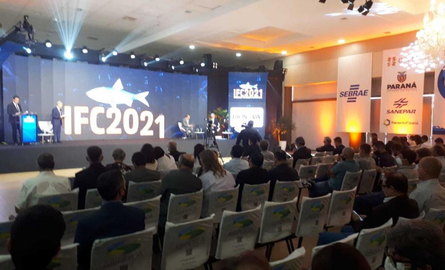 Líder na produção de tilápia, Paraná é destaque em congresso internacional de piscicultura