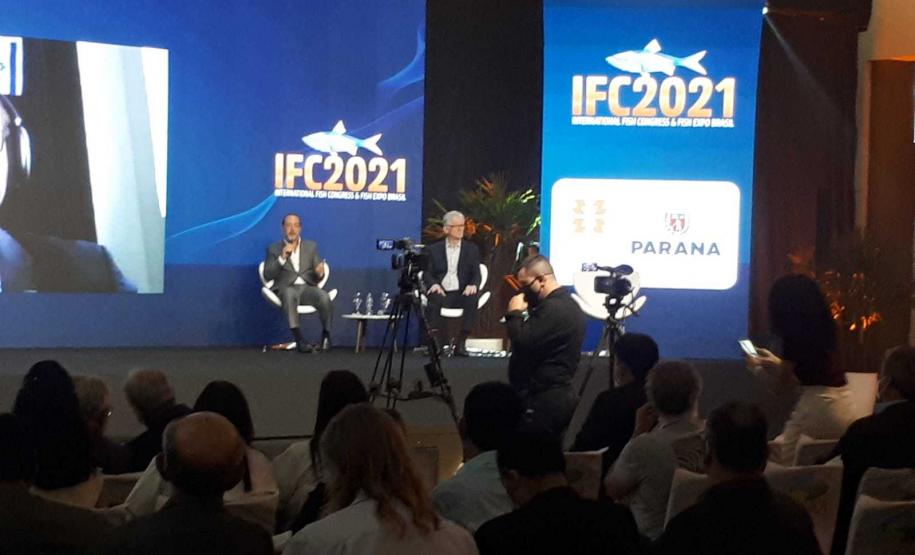 Líder na produção de tilápia, Paraná é destaque em congresso internacional de piscicultura