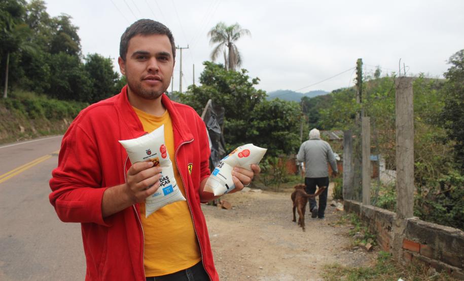 Programa estadual de distribuição de leite leva segurança alimentar ao Vale do Ribeira