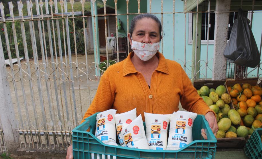 Programa estadual de distribuição de leite leva segurança alimentar ao Vale do Ribeira