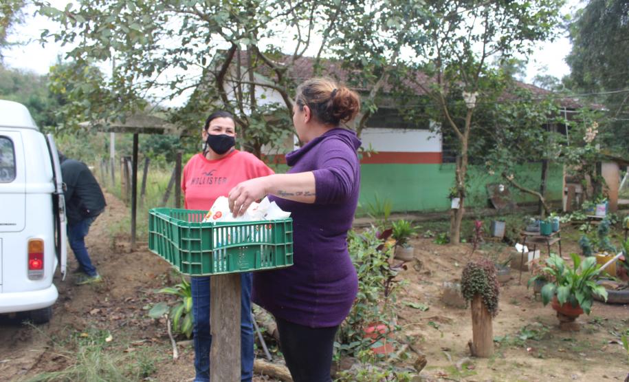 Programa estadual de distribuição de leite leva segurança alimentar ao Vale do Ribeira