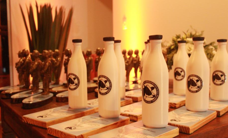 “Genética e qualidade reinventam a cadeia do leite apesar dos desafios”, diz secretário em evento com produtores