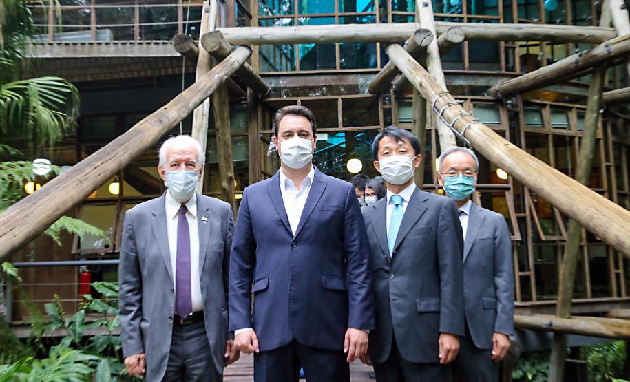 Em encontro com embaixador, governador manifesta intenção de exportar carne suína para o Japão