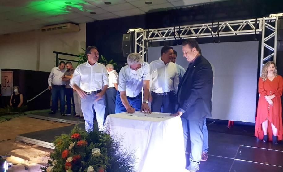 Na abertura da 47ª Expo Umuarama, secretários destacam poder da reinvenção do agro