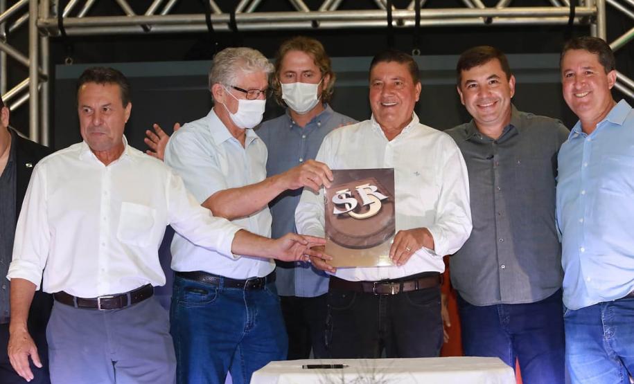 Na abertura da 47ª Expo Umuarama, secretários destacam poder da reinvenção do agro