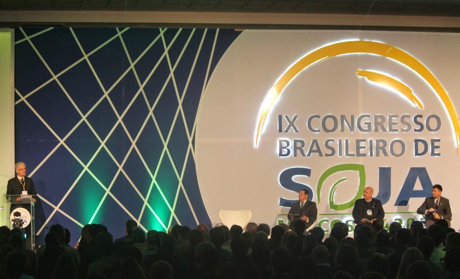 Em congresso, Ortigara defende sustentabilidade e tecnologia na produção de soja
