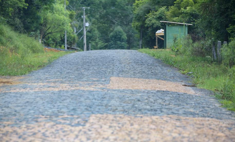 stado investe R$ 304 milhões na pavimentação de 1.000 km de estradas rurais em três anos