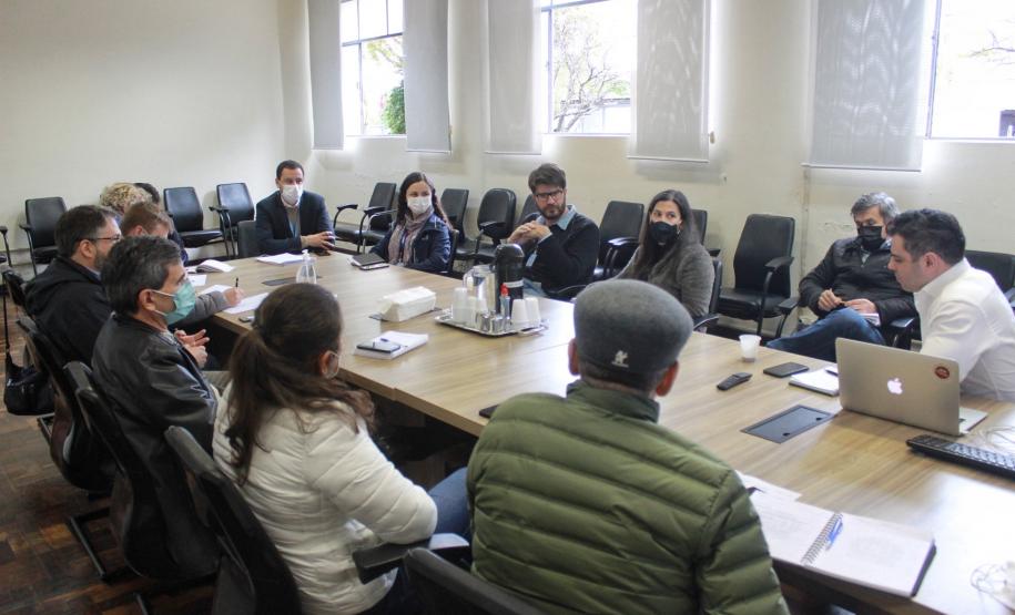 Paraná inicia elaboração do Plano de Ação Estadual para reduzir emissão de carbono na agropecuária