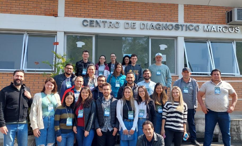 Adapar promove treinamento para servidores