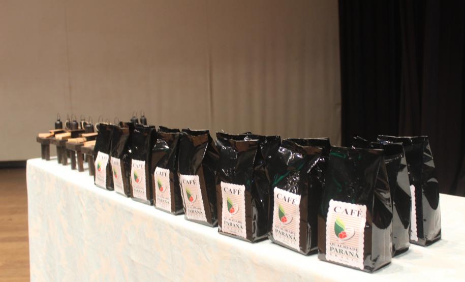 Mulheres do Norte Pioneiro conquistam os prêmios do concurso Café Qualidade Paraná
