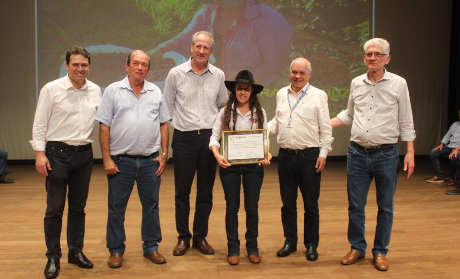 Mulheres do Norte Pioneiro conquistam os prêmios do concurso Café Qualidade Paraná