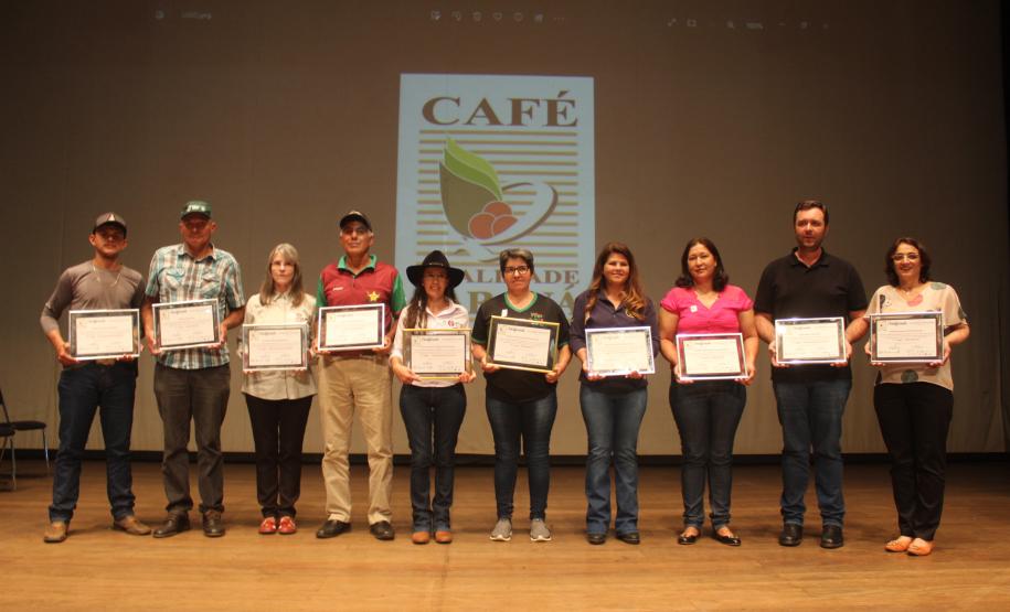 Mulheres do Norte Pioneiro conquistam os prêmios do concurso Café Qualidade Paraná