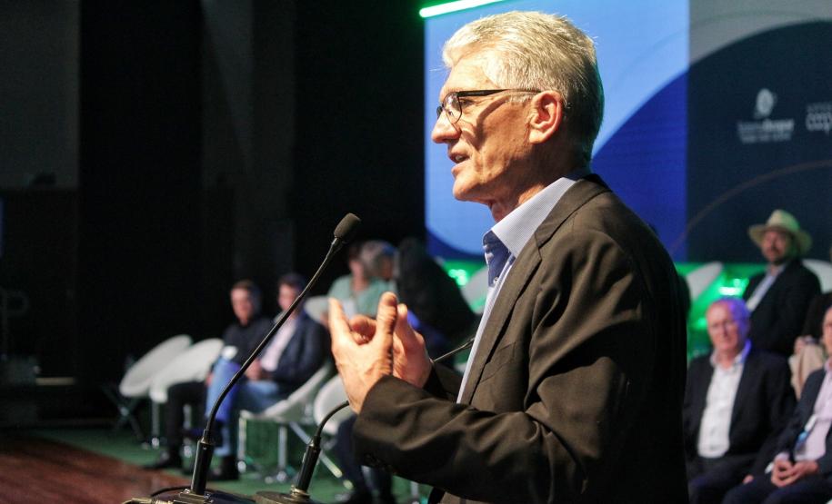 Com impulso do cooperativismo, Paraná pode ampliar presença nos mercados globais, diz secretário