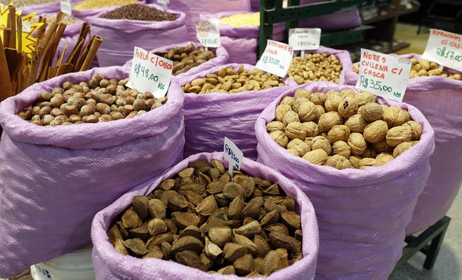 Maioria das nozes e castanhas do Brasil tem origem na Turquia e no Chile, aponta boletim