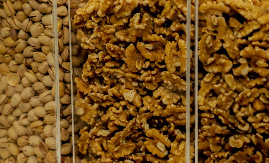 Maioria das nozes e castanhas do Brasil tem origem na Turquia e no Chile, aponta boletim