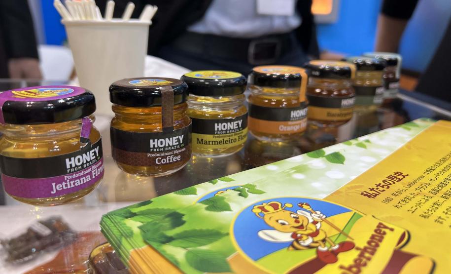 apresenta Paraná ao vice-ministro da Agricultura do Japão com objetivo de ampliar exportações