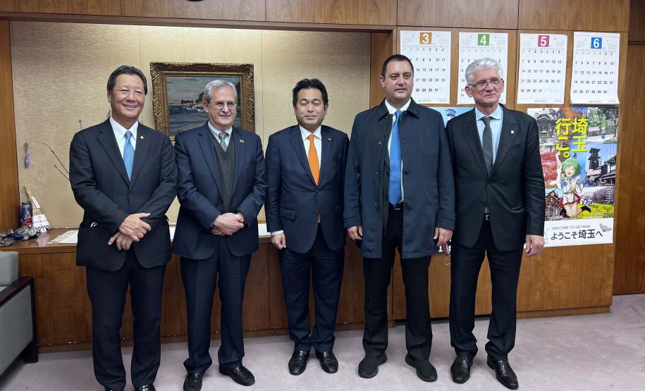 apresenta Paraná ao vice-ministro da Agricultura do Japão com objetivo de ampliar exportações