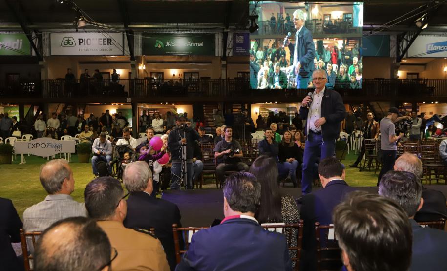 Em Carambeí, governador destaca cooperativismo e garante apoio ao agronegócio paranaense