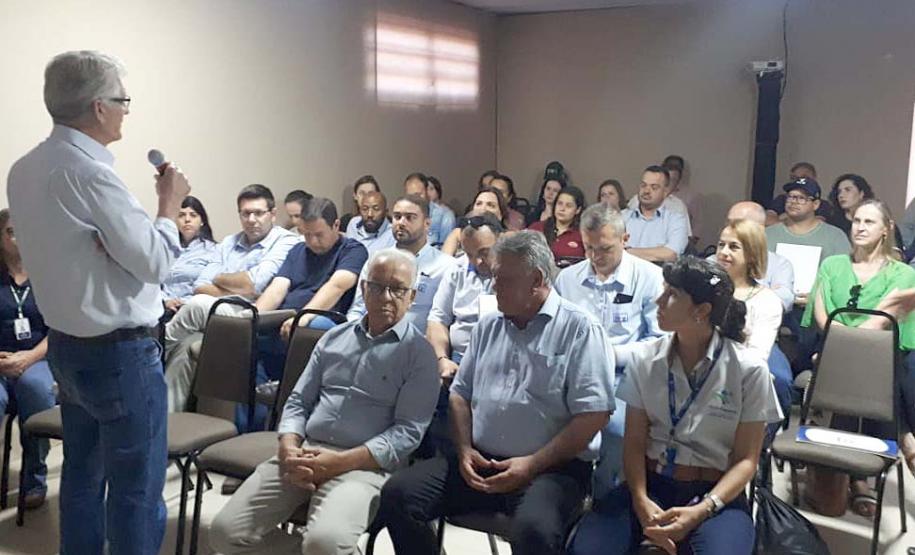 Em evento na ExpoLondrina, Adapar alerta para falha zero na prevenção à gripe aviária