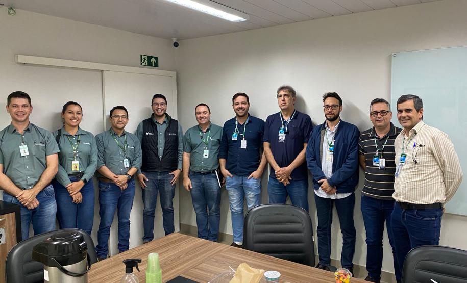 Técnicos da Adapar se reúnem com cooperativas para reforçar vigilância vegetal