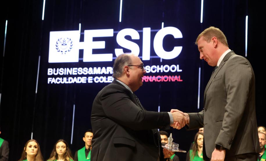 Banco de Alimentos do Paraná recebe Prêmio Aster 2023 pela responsabilidade social