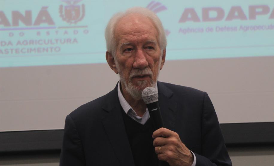 Em Curitiba, fórum debate comercialização da agroindústria e prevenção da influenza aviária