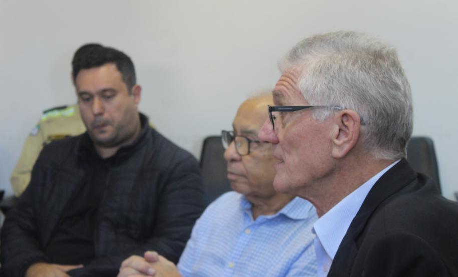 Governo do Paraná, setor privado e entidades do agro trabalham para conter casos de gripe aviária