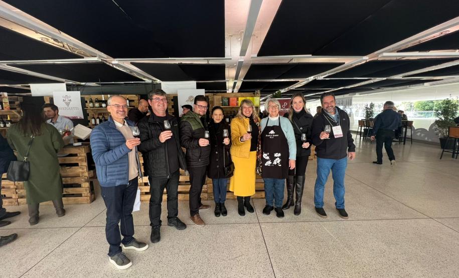 Com participação do Estado, evento destaca potencial da vitivinicultura paranaense