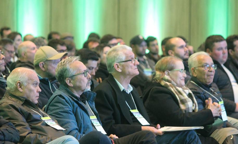 Em Guarapuava, simpósio debate soluções para agricultura sustentável e bioinsumos