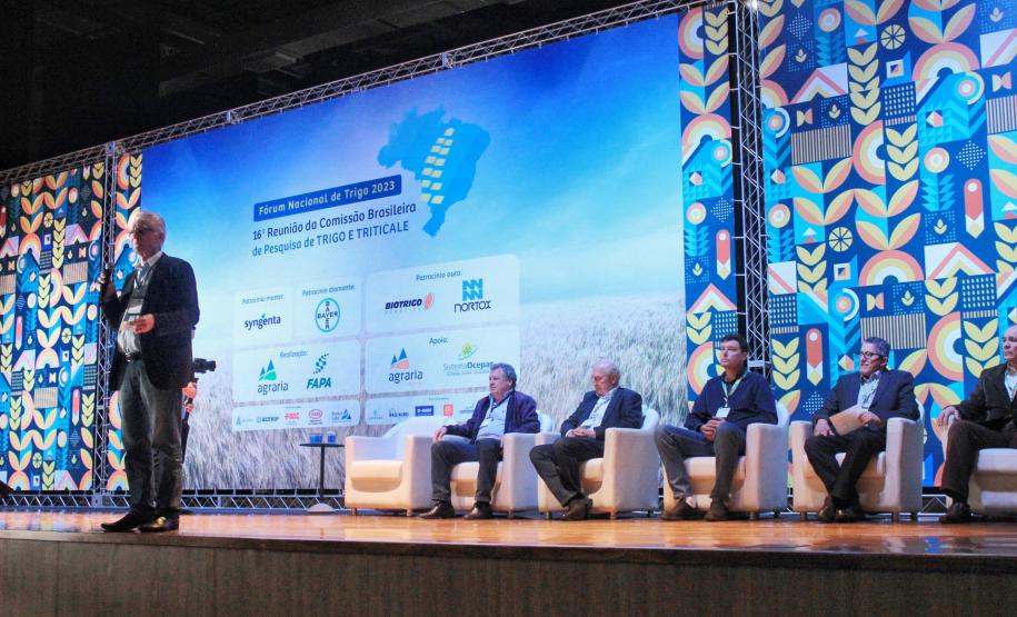 No Fórum Nacional de Trigo, Paraná defende uso da ciência e inovação no agronegócio