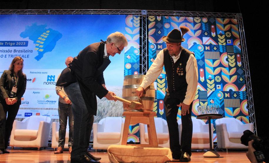 No Fórum Nacional de Trigo, Paraná defende uso da ciência e inovação no agronegócio