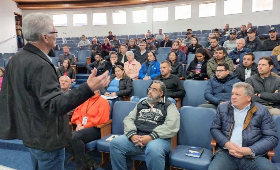 Estado investe para fortalecer a cultura da uva e o cooperativismo na região de Irati