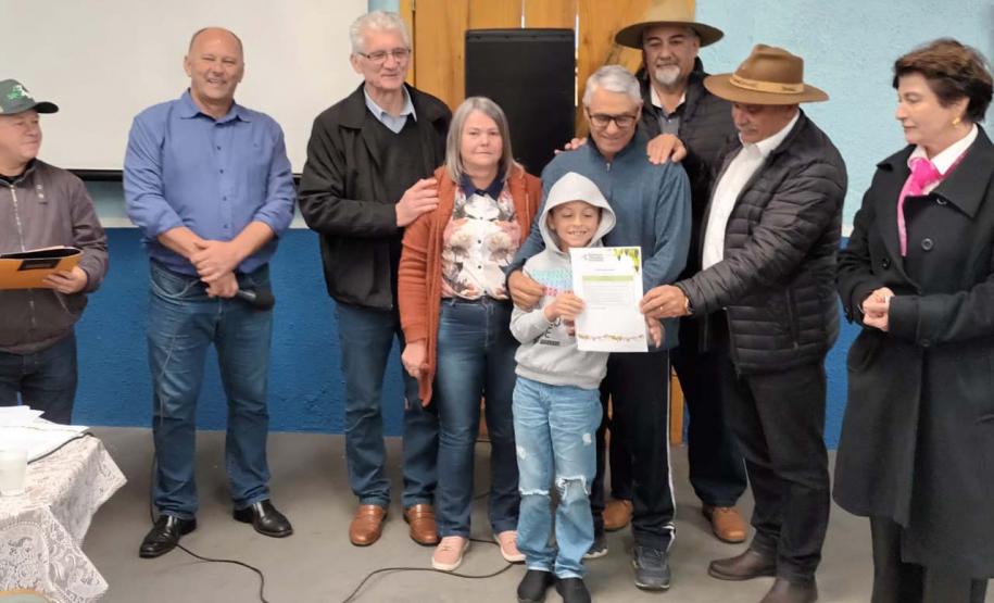 Estado investe para fortalecer a cultura da uva e o cooperativismo na região de Irati