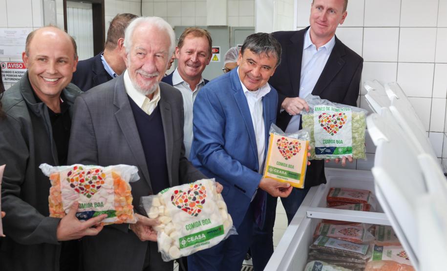 Piana e ministro assinam protocolo para levar a outros estados o Banco de Alimentos