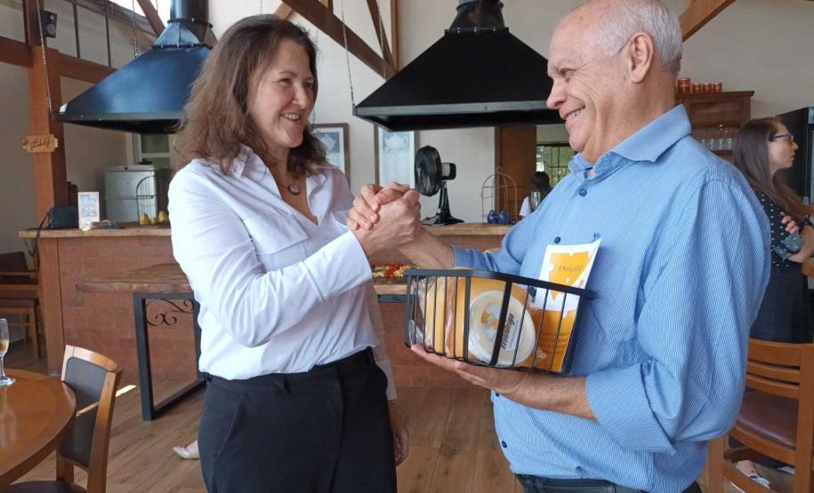 Castro é o 95º município a aderir ao Susaf e agroindústrias podem ampliar mercado